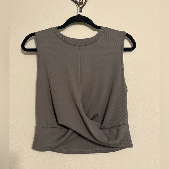 Cider Tops - Gray Sleeveless Twist Front Top